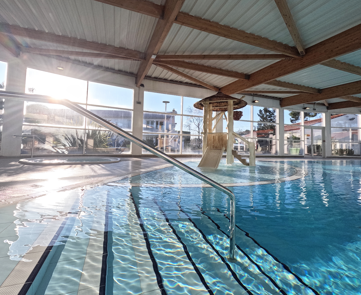 Piscine de l'hôtel Vent d'Eden